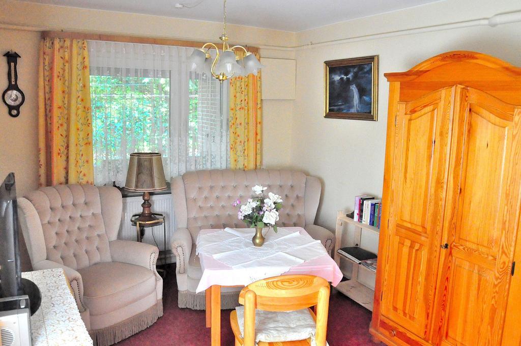 Appartement Am Schulwald Busum Ruang foto